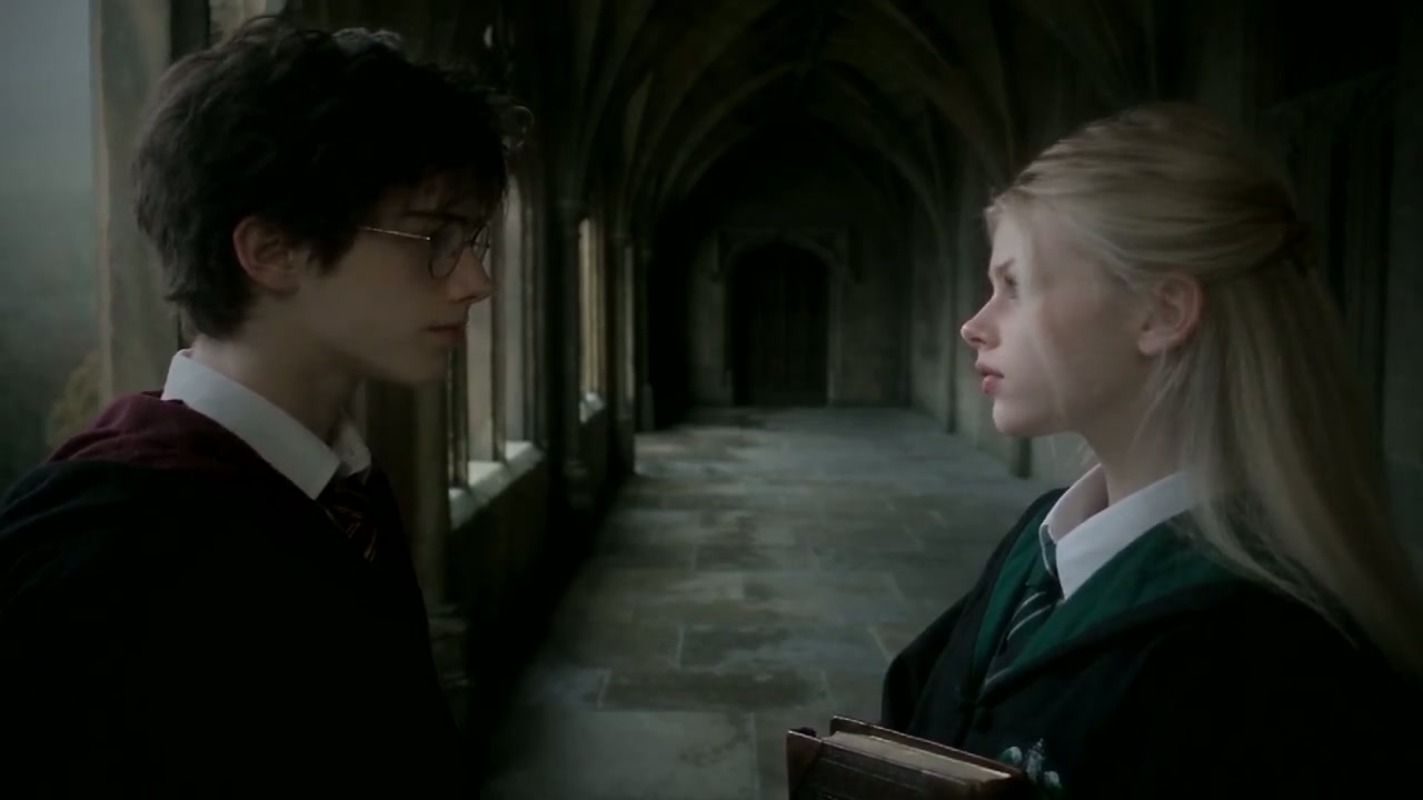 Harry finds Draconia in the cloister